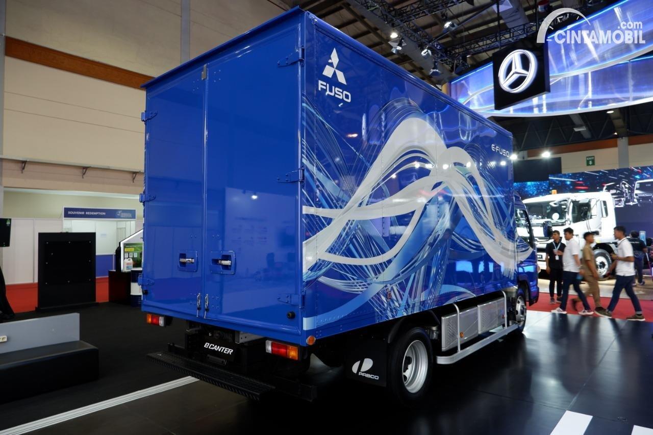 Ketika Kepala Canter Berubah Menjadi Biru, Inilah Truk Listrik Buatan Mitsubishi