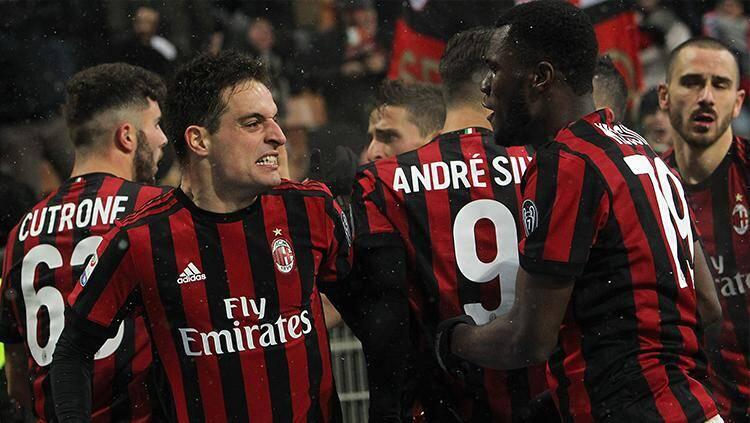 Sedikit Kisah Dewakere Dengan Merah Hitam Kebanggaan Kota Milan