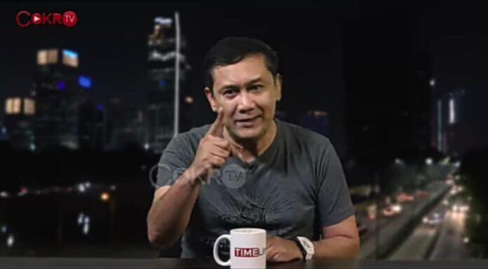 Menyoal Denny Siregar yang "Menegur" Komika Pandji Soal FPI