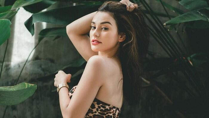 Nora Alexandra Pamer Belahan, Dituding Makin Berani Usai Jerinx Dipenjara