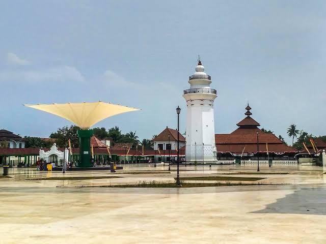 &#91;COC Reg. Banten Kulon&#93; Kilas Sejarah dan Kemegahan Masjid Agung Banten Nan Mempesona