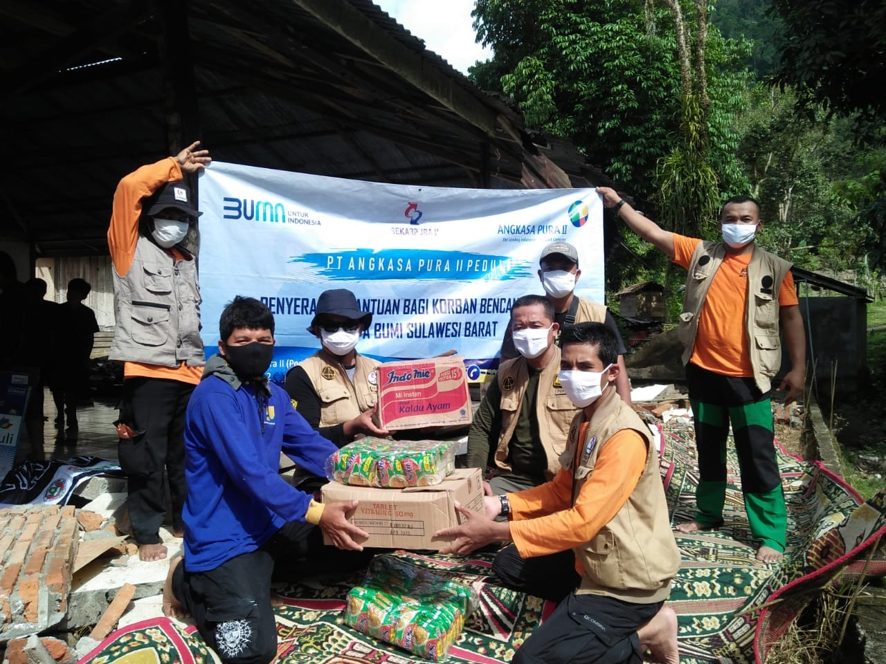 Bantuan Bagi Korban Bencana Alam di Sulawesi Barat dan Kalimantan Selatan