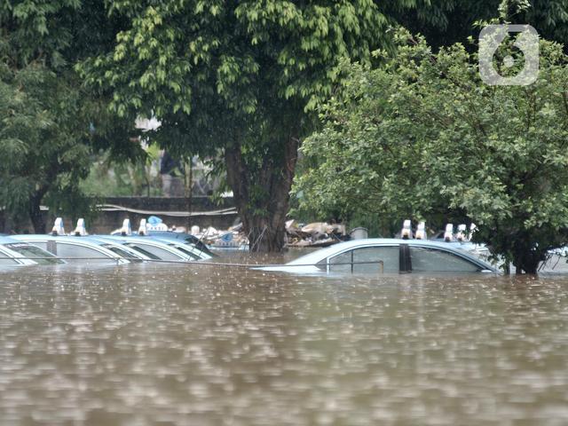 Kenapa kendaraan listrik lebih cocok jadi kendaraan umum?