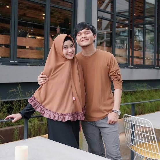 Kerap Tampil Sexy, Kini Artis Ini Memilih Berhijab Setelah Menikah