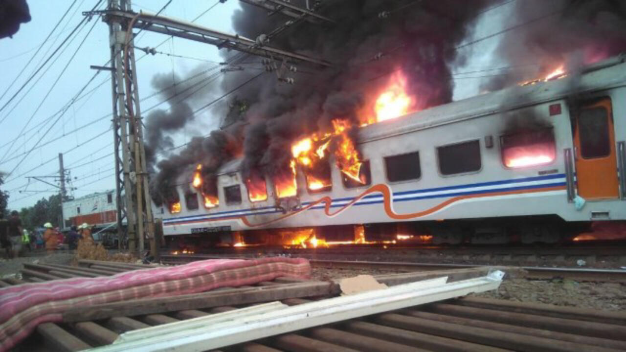 Teror Berdarah Di Jalur Kereta, Tidak Ada Yang Mengetahui Kapan Datangnya