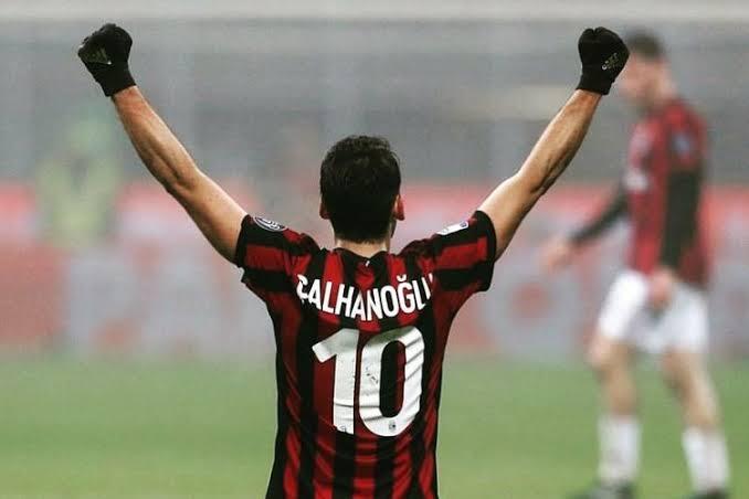 Legenda AC Milan Yang Sukses Mengenakan Nomor 10
