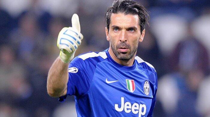  Buffon Masuki Usia 43 Tahun, Belum Mau Pensiun?