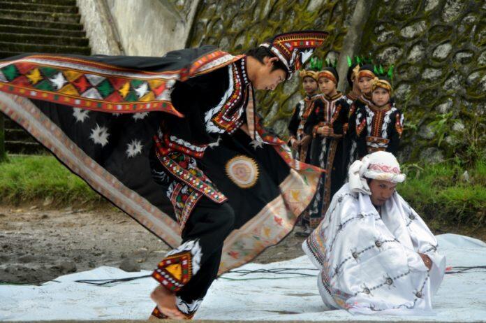 &#91;COC Reg. Aceh&#93; Pesona Kain Kerawang Bentuk Kearifan Budaya Tanah Gayo