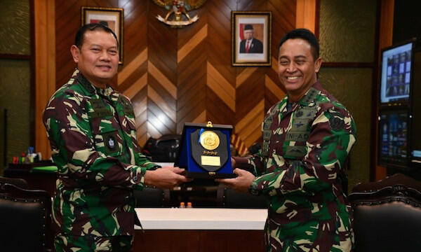 Merah Putih Terancam di Darat dan Laut, Siapa Layak Jadi Panglima?