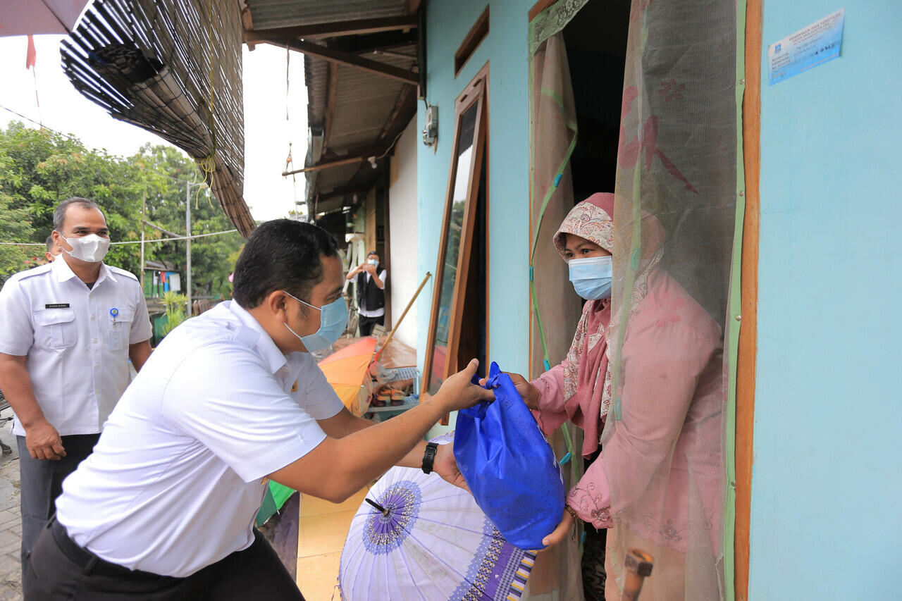 Pemkot Tangerang Bagikan 6.425 Paket Sembako