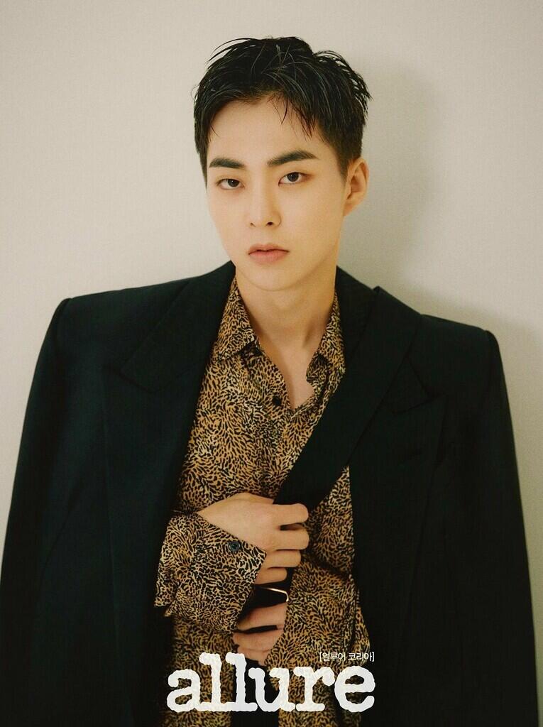 Xiumin ‘EXO’ Siap Nyanyikan OST untuk Drama “Mr. Queen”