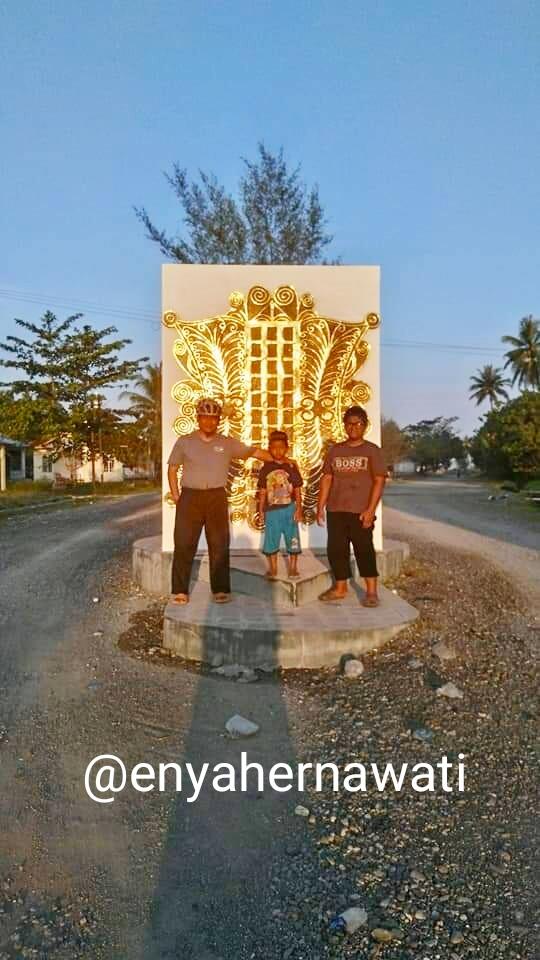 &#91;Coc Reg. Aceh&#93; Tugu Topi Johan Pahlawan, di Meulaboh, Aceh Barat