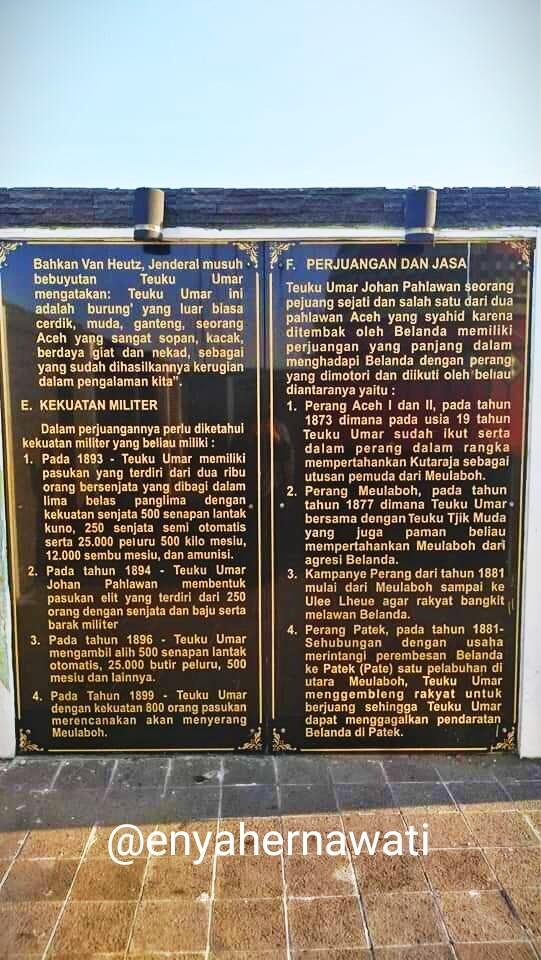 &#91;Coc Reg. Aceh&#93; Tugu Topi Johan Pahlawan, di Meulaboh, Aceh Barat