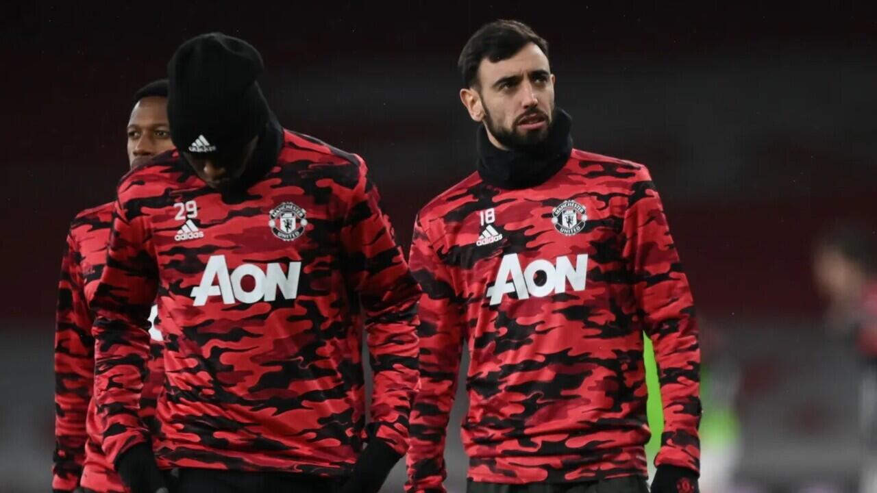 Skor Kacamata di Emirates Stadium