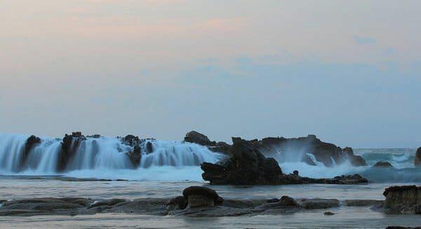 &#91;COC_Reg. Banten Kulon&#93; Menikmati Sensasi Pantai Goa Langir dan Pantai Sawarna