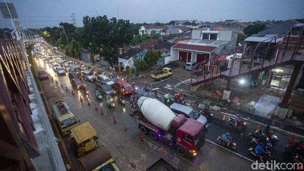 Flyover Tapal Kuda Belum Efektif Mengurai Macet