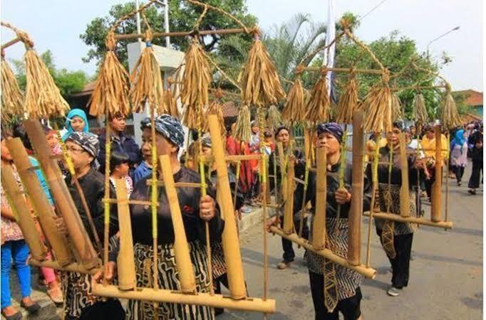 Jangan Ngaku Cinta Indonesia Kalo Belum Kenal Alat Musik Ini!