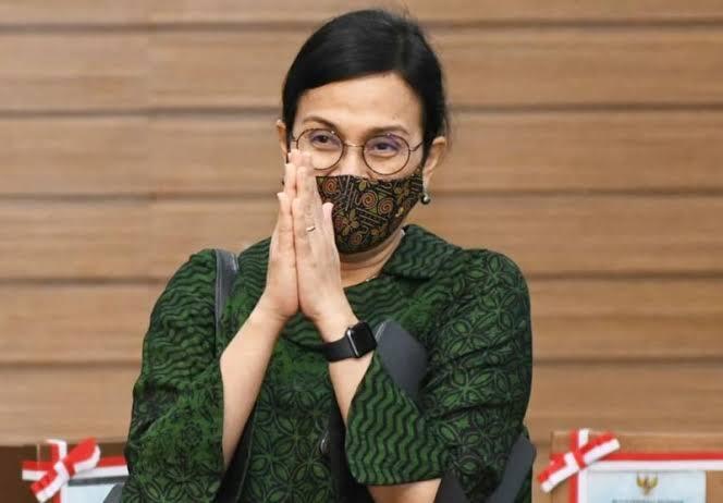 Kejar Setoran! Cukai Rokok Naik Pulsa Juga Kena Pajak