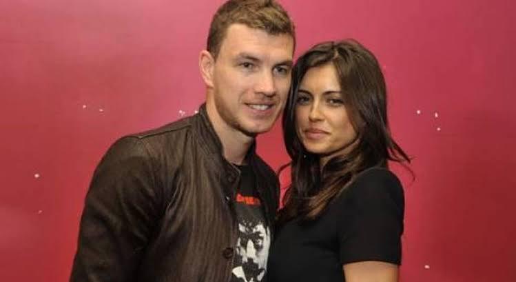 Tampilan Indah Pasangan Pesepak Bola Top Eropa