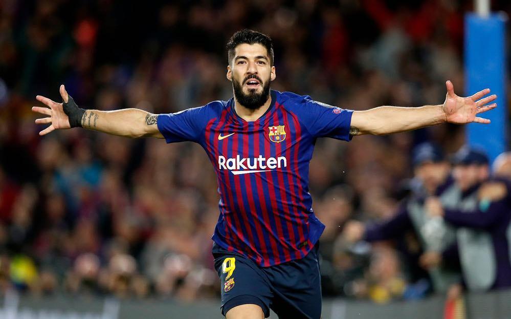 Luis Suarez Curhat Diputusin Barcelona Lewat Telepon 