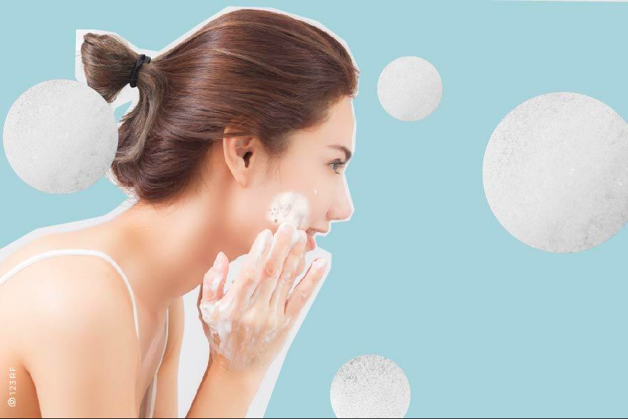 Apa Bedanya Double & Triple Cleansing? Yuk, Cari Tahu di Sini! SERUPA TAPI NGGAK SAMA