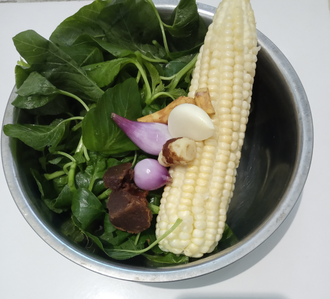 Sayur Bayam yang Menyegarkan di Kala Cuaca Terik