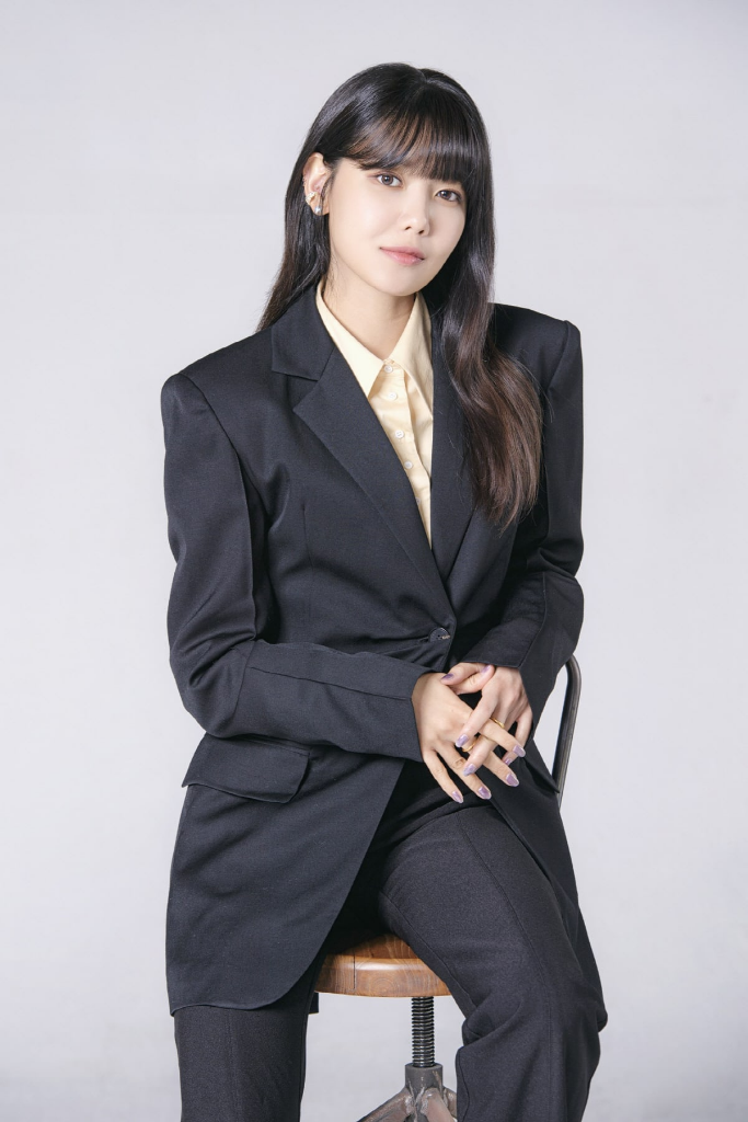 Sooyoung 'SNSD' Ungkap Sering Minta Saran Ke Jung Kyung Ho Kalau Soal Akting