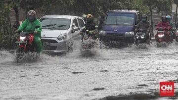 Hujan Guyur DKI Minggu Malam, Sejumlah Wilayah Kena Banjir