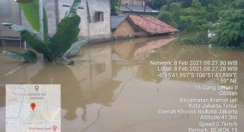 4 RW Terdampak, Ketinggian Banjir di Cililitan hingga Atap Rumah Warga