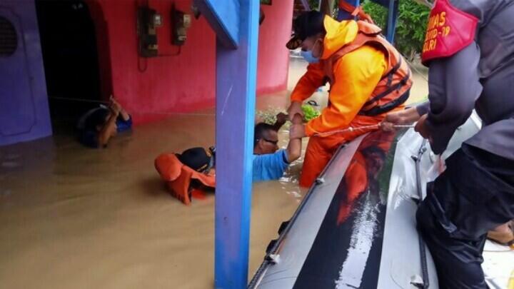 Banjir Indramayu, 21 Kecamatan Terendam-Ribuan Warga Terdampak