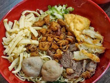 Menjalin Keromantisan Sambil Berburu Kuliner Khas Singkawang Bersama Pasangan