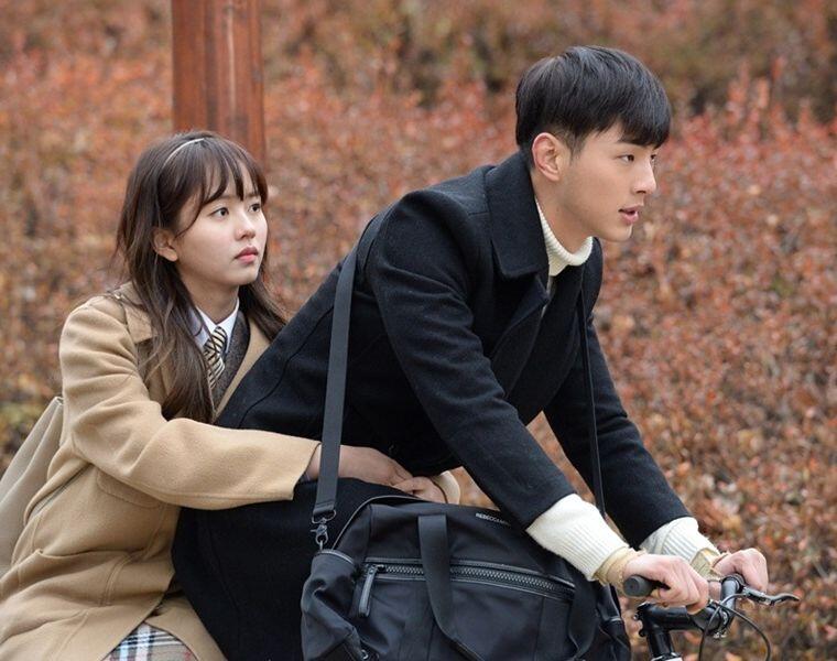 Ditanya Soal Chemistry di Drama Baru, Kim So Hyun dan Jisoo Ngaku Lebih Nyaman