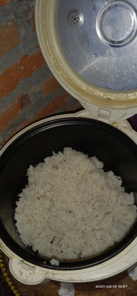 Ternyata Nasi di Rice Cooker Punya Durasi untuk Layak Dikonsumsi, Berapa Lama?