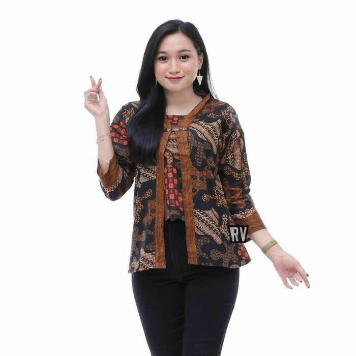 Tips Memilih Model Baju Batik Untuk Tubuh Gemuk. JANGAN ASAL PAKE YA LADIES,,,