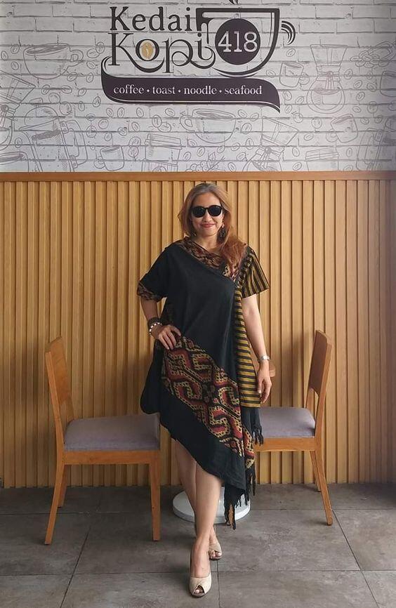 Tips Memilih Model Baju Batik Untuk Tubuh Gemuk. JANGAN ASAL PAKE YA LADIES,,,