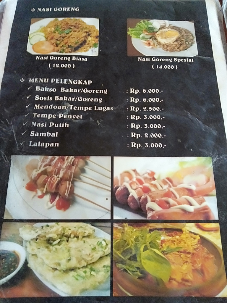 Ada lho! Pondok Makan Serba Ayam yang Tidak Hanya Menjual Ayam