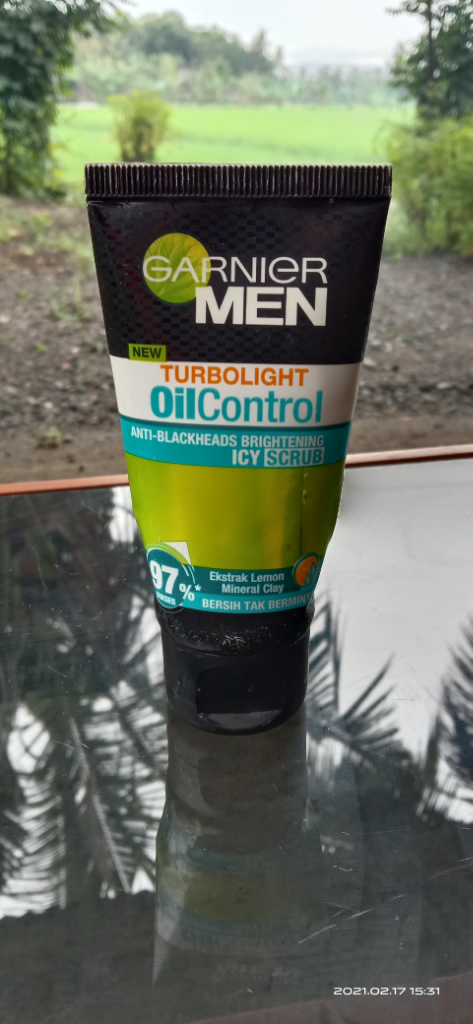 Garnier Men Mampu Mengusir Minyak di Wajah, Begini Cara Ane Memakainya!