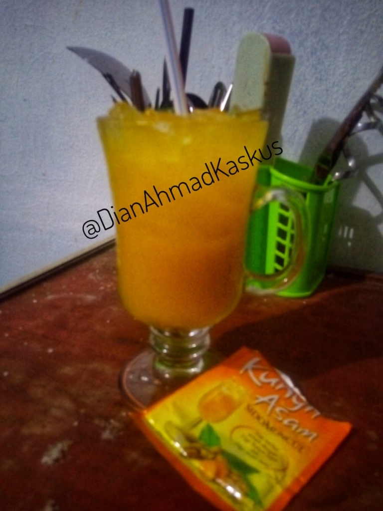 Menjaga Tubuh Tetap Bugar Di Saat Datang Bulan Dengan Kunyit Asam Sido Muncul. 