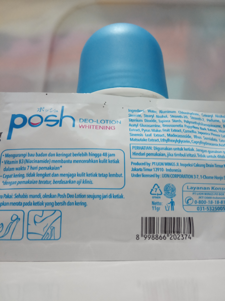 Hempaskan Bau Ketiakmu Dengan Posh Deodorant 