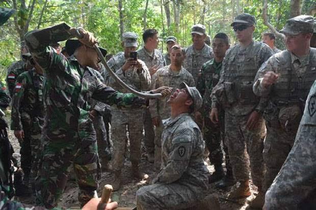 Latihan TNI Makan Tokek Dan Ular Di Kritisi, Prabowo Pun Kena Imbasnya