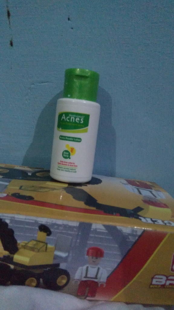 Tiga Langkah Perawatan Kulit Berjerawat dengan Produk dari Rohto, Ampuh di Kulit Ane!