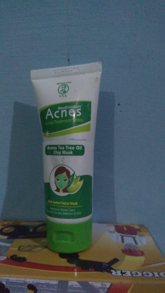 Tiga Langkah Perawatan Kulit Berjerawat dengan Produk dari Rohto, Ampuh di Kulit Ane!