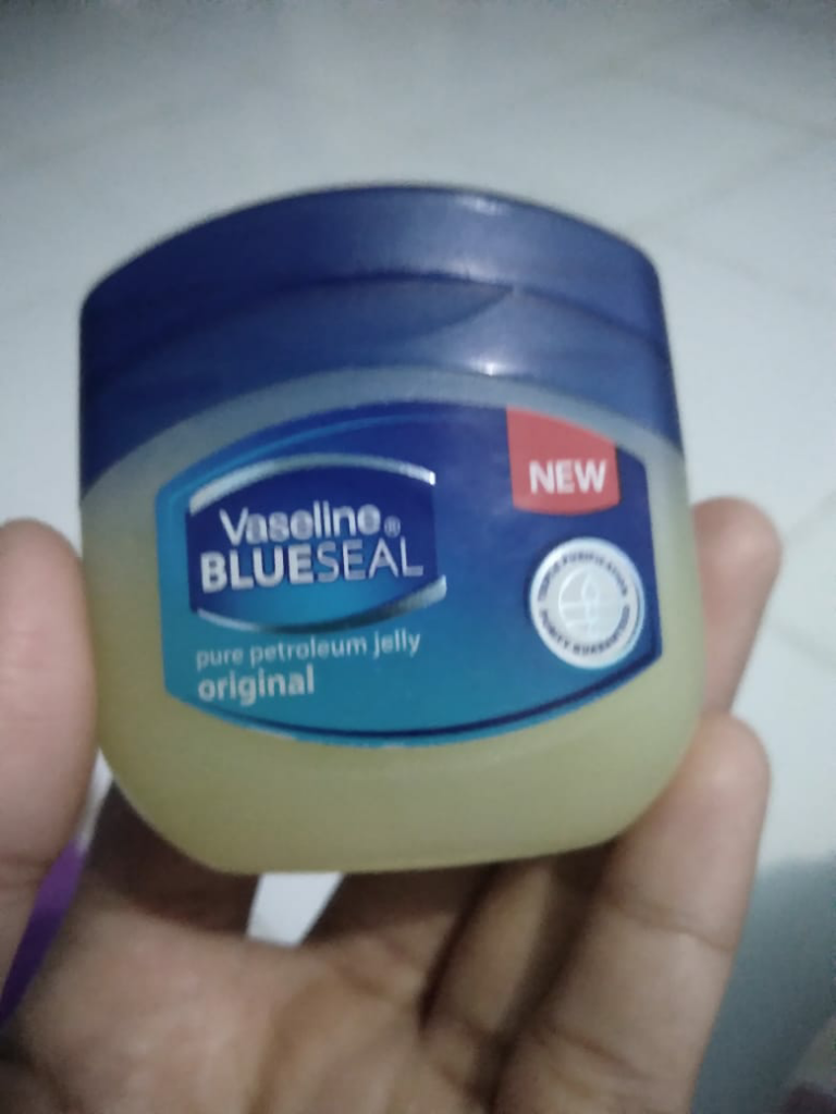 Perawatan Tubuh Juga Perlu, Ane Pakai Scarlet Body Lotion, Vaseline dan Eskulin