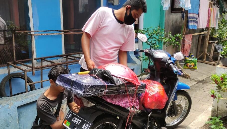MASYARAKAT BUTUH SUMBER PENGHASILAN BUKAN BANTUAN