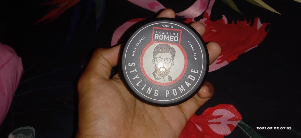 Rambut Tetap Rapi Dan Tetap Stylish Dengan Pomade Shantos Romeo!