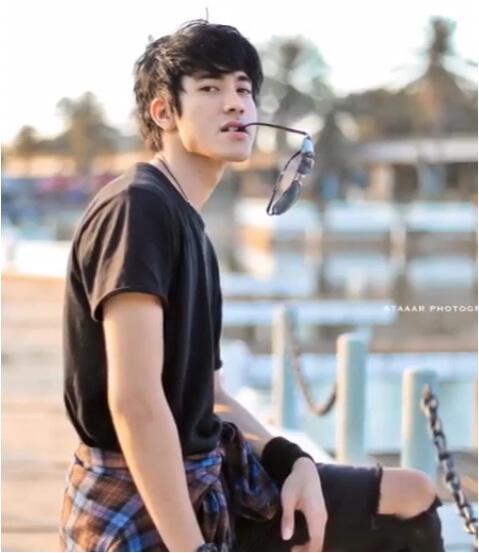 Bak Mimpi Jadi Nyata.. Dari Fans Jadi Pasangan Hidup Idola nya..