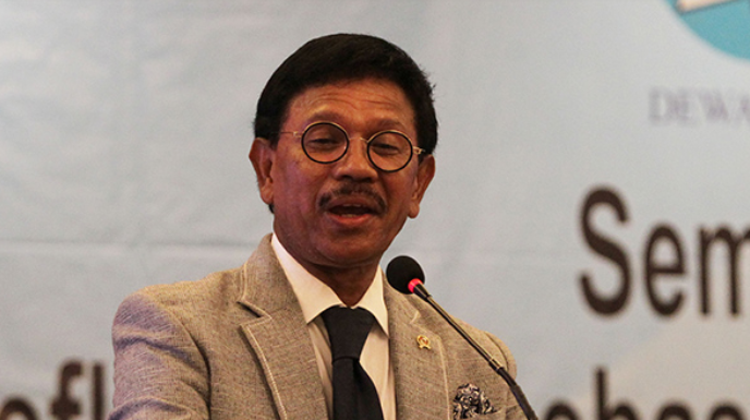 Perang UU ITE : Edaran Kapolri vs Pasal Karet Menkominfo