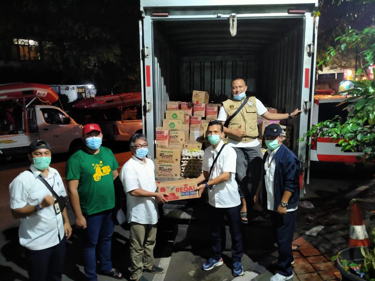 Angkasa Pura II Salurkan Bantuan Bagi Warga Terdampak Banjir ke PMI Tangerang