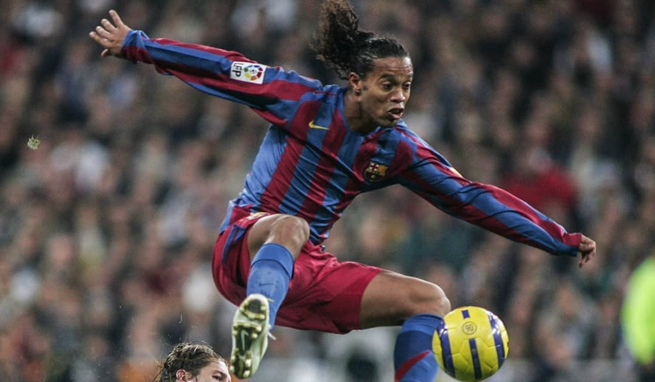 Kisah Lucu Ronaldinho, Ketiduran di Mobil, Bangun-bangun Langsung Cetak 5 Gol