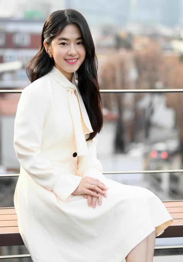 Mantan Teman Sekelas Park Hye Soo Sebut Agensi Lempar Kesalahan Pada Korban